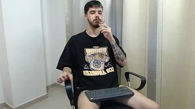 Snapshot of joseh0se chatting on 02/27/26, 03:29 joseh0se online show from 02/27/26, 03:29