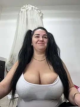 VickyVice online show from 02/02/26, 05:34