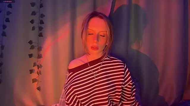 DellaCampbell online show from 04/03/26, 03:40