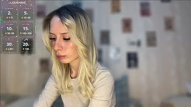 Snapshot of DellaCampbell chatting on 02/12/26, 10:59 DellaCampbell online show from 02/12/26, 10:59