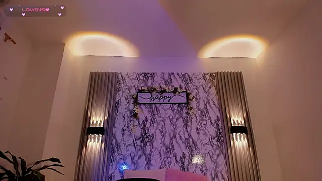 ChloeeMasonn online show from 04/08/26, 11:01