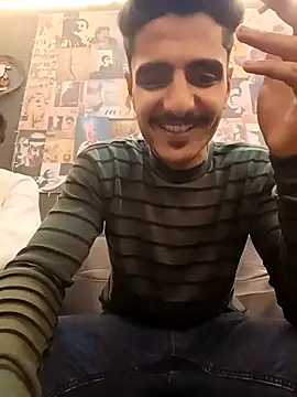 Snapshot of Medo_king1 chatting on 01/31/26, 08:18 Medo king1 online show from 01/31/26, 08:18