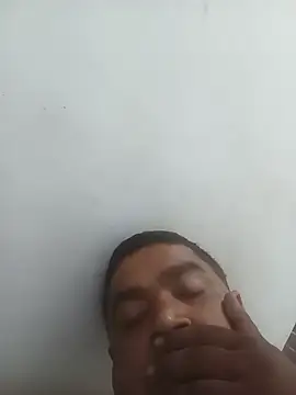 Snapshot of deshilnd chatting on 06/16/26, 08:58 deshilnd online show from 06/16/26, 08:58