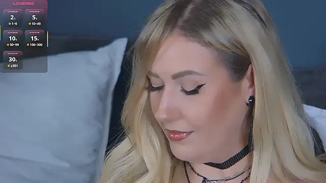 Snapshot of OndinaNoire chatting on 02/10/26, 09:47 OndinaNoire online show from 02/10/26, 09:47