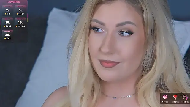 Snapshot of OndinaNoire chatting on 02/07/26, 08:39 OndinaNoire online show from 02/07/26, 08:39