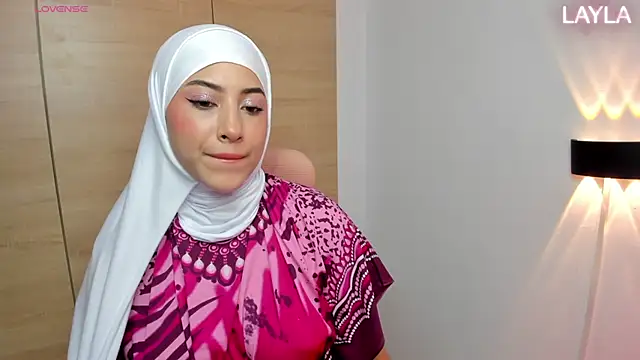 Snapshot of LAY_LA_ chatting on 01/31/26, 08:51 LAY LA online show from 01/31/26, 08:51