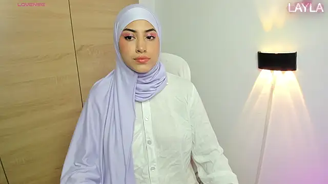 Snapshot of LAY_LA_ chatting on 02/05/26, 11:11 LAY LA online show from 02/05/26, 11:11