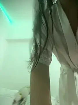 Snapshot of KatiaMillam chatting on 02/21/26, 08:44 KatiaMillam online show from 02/21/26, 08:44