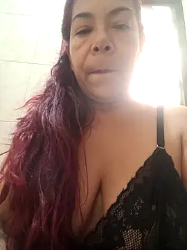 Snapshot of Scarlet_curly8a chatting on 06/20/26, 01:05 Scarlet curly8a online show from 06/20/26, 01:05