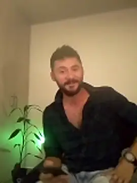 Snapshot of Erickpritz_xh chatting on 03/20/26, 01:39 Erickpritz xh online show from 03/20/26, 01:39