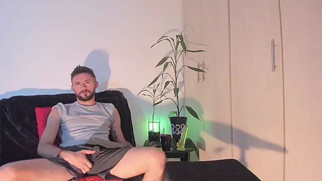 Snapshot of Erickpritz_xh chatting on 04/14/26, 09:09 Erickpritz xh online show from 04/14/26, 09:09