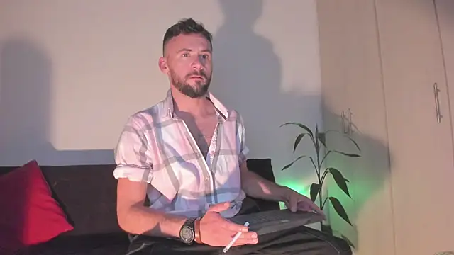 Snapshot of Erickpritz_xh chatting on 04/09/26, 02:24 Erickpritz xh online show from 04/09/26, 02:24