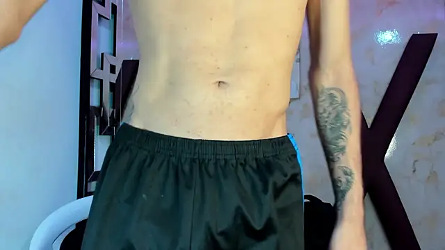 Snapshot of PRETTY_COCK1 chatting on 02/26/26, 01:38 PRETTY COCK1 online show from 02/26/26, 01:38