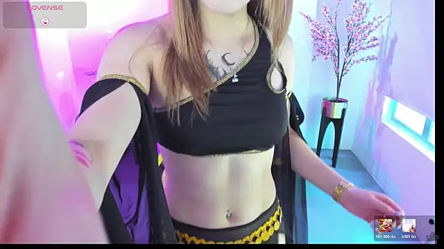 Victoria  doll online show from 05/28/26, 12:22
