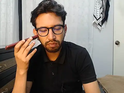 thomass1018 online show from 05/27/26, 02:30