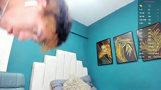 Snapshot of Julien_Ansel chatting on 02/17/26, 03:37 Julien Ansel online show from 02/17/26, 03:37