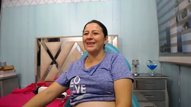 Snapshot of allison_max_tattoo chatting on 02/08/26, 02:09 allison max tattoo online show from 02/08/26, 02:09