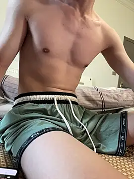 llkiki online show from 02/11/26, 04:23