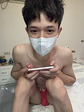 Snapshot of llkiki chatting on 06/19/26, 04:40 llkiki online show from 06/19/26, 04:40