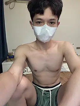 Snapshot of llkiki chatting on 06/17/26, 04:23 llkiki online show from 06/17/26, 04:23