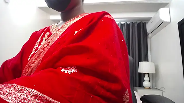 kavya suri  online show from 02/17/26, 03:20