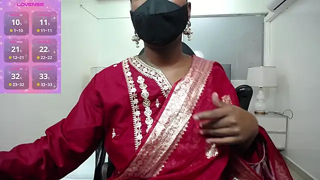 kavya suri  online show from 02/12/26, 05:02