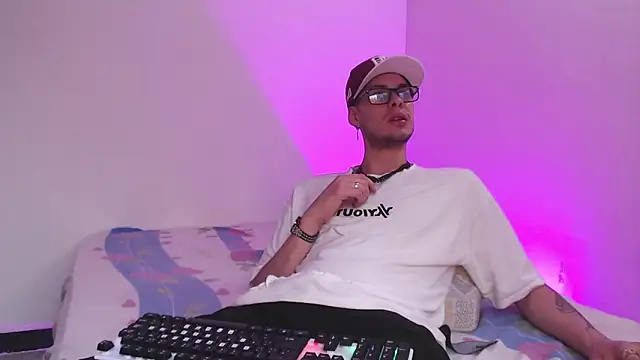 Vlad  night online show from 02/10/26, 12:04