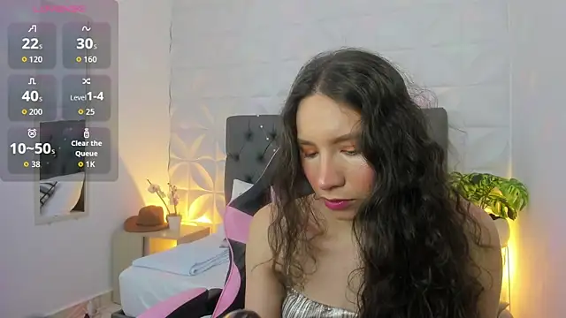 valeryn  rosse online show from 04/14/26, 04:17