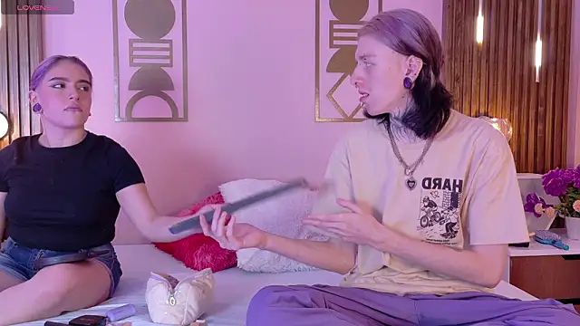 Snapshot of Hanna-Winchester chatting on 02/10/26, 04:44 Hanna-Winchester online show from 02/10/26, 04:44