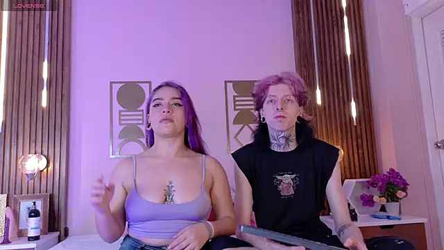 Snapshot of Hanna-Winchester chatting on 02/24/26, 04:24 Hanna-Winchester online show from 02/24/26, 04:24