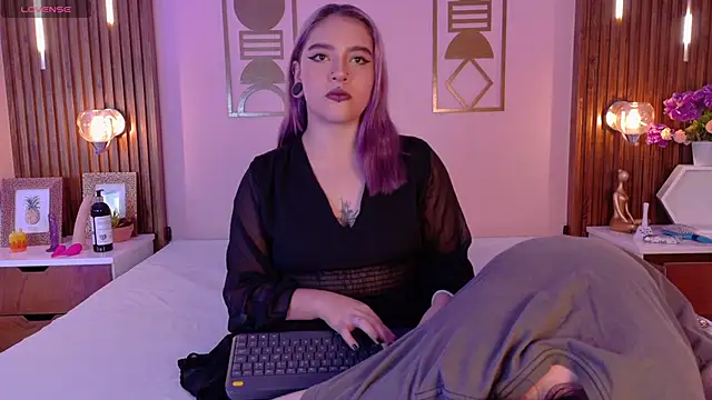 Hanna-Winchester online show from 03/21/26, 08:13