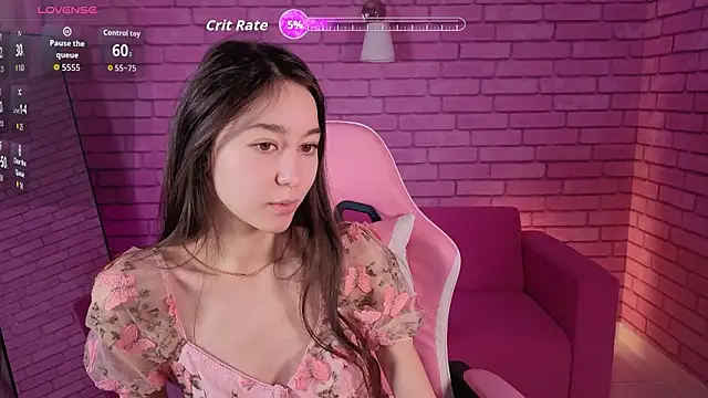 Snapshot of Nicole_Brownie chatting on 02/25/26, 08:36 Nicole Brownie online show from 02/25/26, 08:36