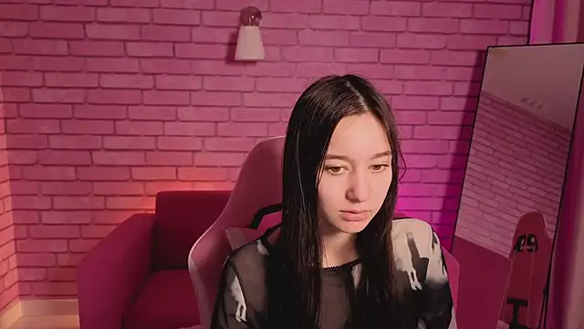 Nicole Brownie online show from 05/22/26, 12:52