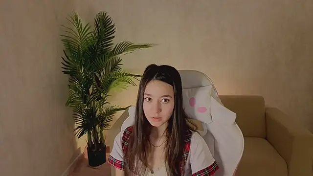 Snapshot of Nicole_Brownie chatting on 02/10/26, 05:28 Nicole Brownie online show from 02/10/26, 05:28