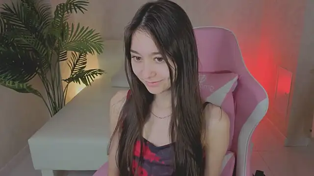 Nicole Brownie online show from 06/01/26, 12:44