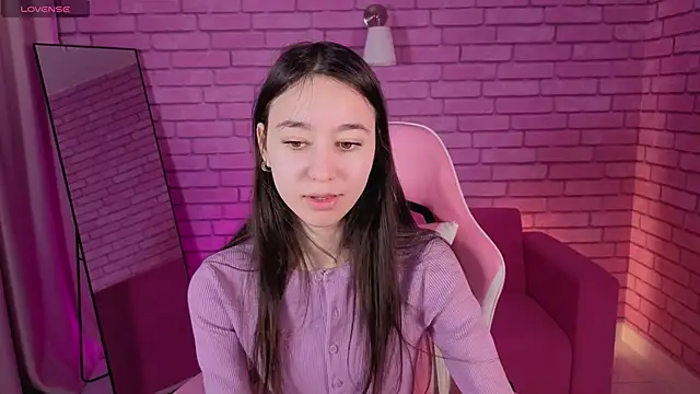 Nicole Brownie online show from 03/24/26, 12:43