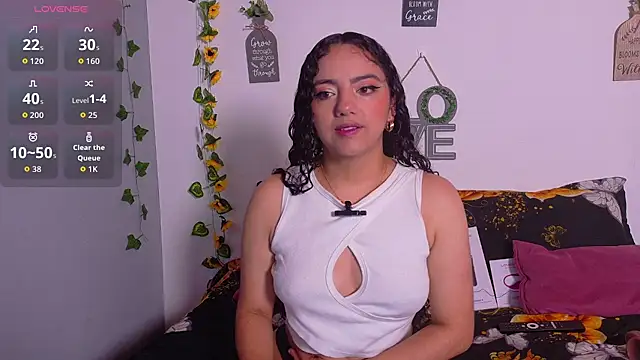 emiily curly online show from 07/08/26, 11:55