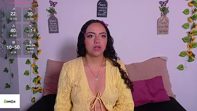 emiily curly online show from 05/14/26, 11:51