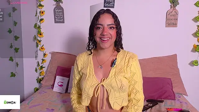 emiily curly online show from 05/26/26, 10:57