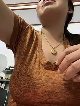 Snapshot of Puka2001 chatting on 02/03/26, 01:05 Puka2001 online show from 02/03/26, 01:05