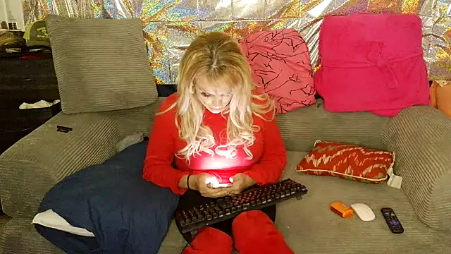 Snapshot of starandsky chatting on 02/24/26, 11:49 starandsky online show from 02/24/26, 11:49