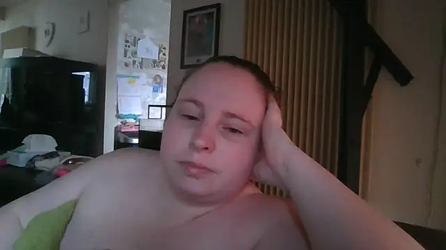 Sarahtjeuh  online show from 02/11/26, 01:22