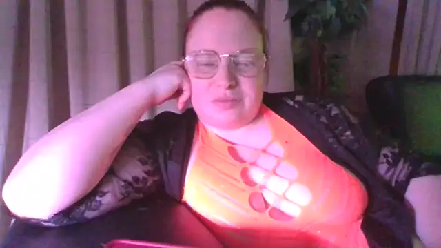 Sarahtjeuh  online show from 03/11/26, 08:36