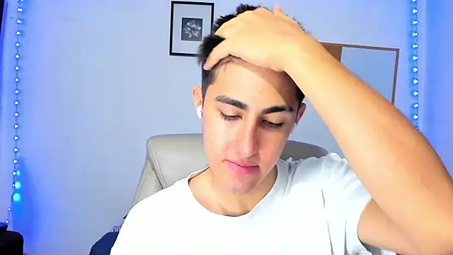 babyted272 online show from 04/16/26, 09:37