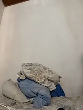 vanilla Kush online show from 05/10/26, 07:05