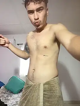 vanilla Kush online show from 03/18/26, 01:13