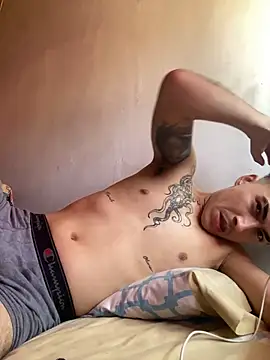 vanilla Kush online show from 04/19/26, 04:30