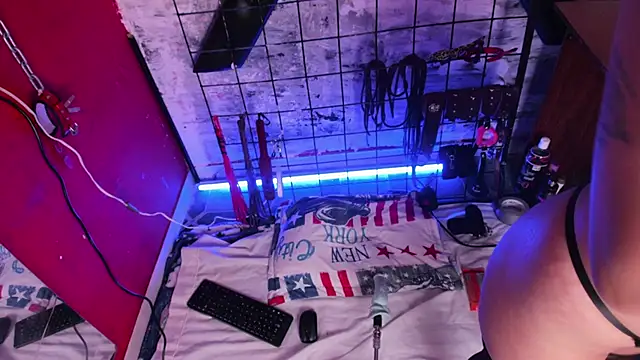 Charlotte Bms7 online show from 02/20/26, 03:25