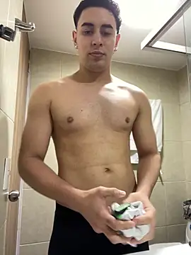 Maximuz1920 online show from 02/12/26, 06:40