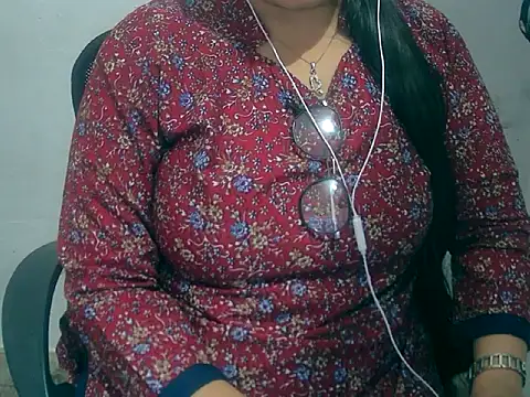 Cute Aliyaa online show from 03/15/26, 09:38